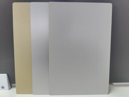 PVDF ACP-Blätter mit Spiegelveredelung 5,0 mm Dicke 0,3 mm Aluminiumschicht