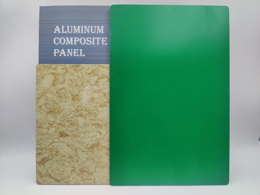 Fabbricazione di fogli interni ACP a prova di incendio 0,2 mm Strato metallico Superficie lucida per uffici moderni