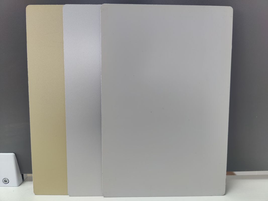 PVDF ACP-Blätter mit Spiegelveredelung 5,0 mm Dicke 0,3 mm Aluminiumschicht